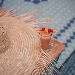 Hotel Amani &